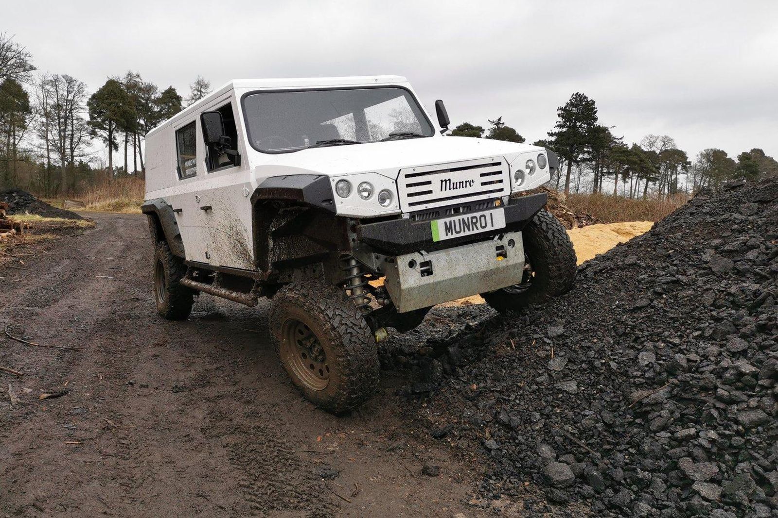 Munro Vehicles to reveal rugged electric 4x4 on December 5