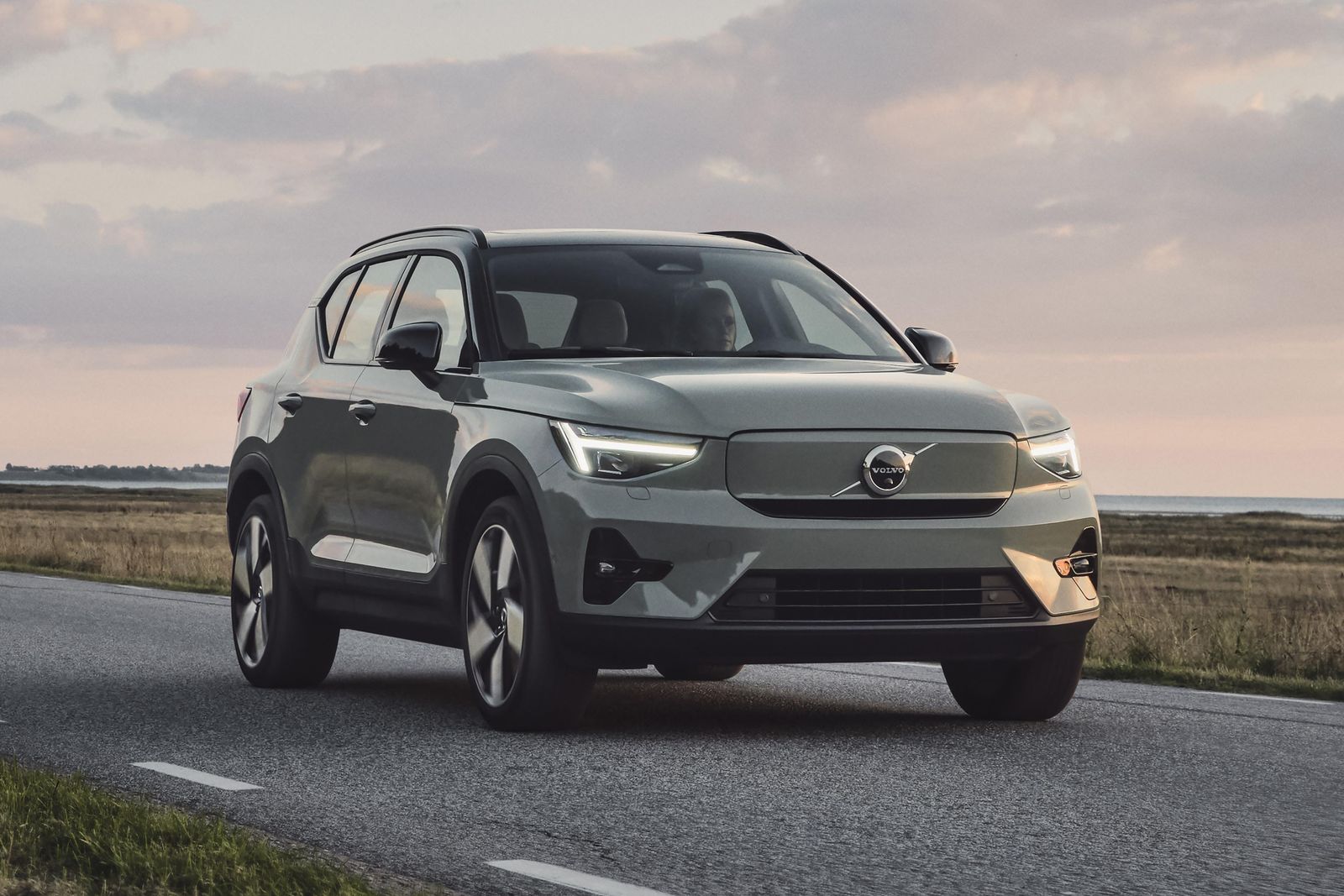 Volvo CEO: Price parity between electric and combustion vehicles by 2025