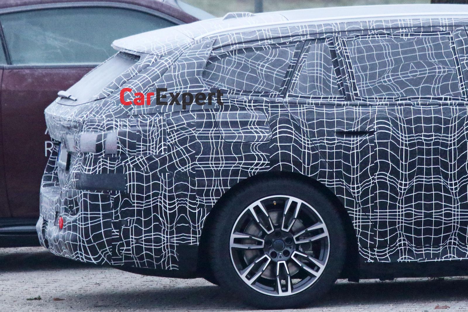 2024 BMW 5 Series Touring spied for the first time