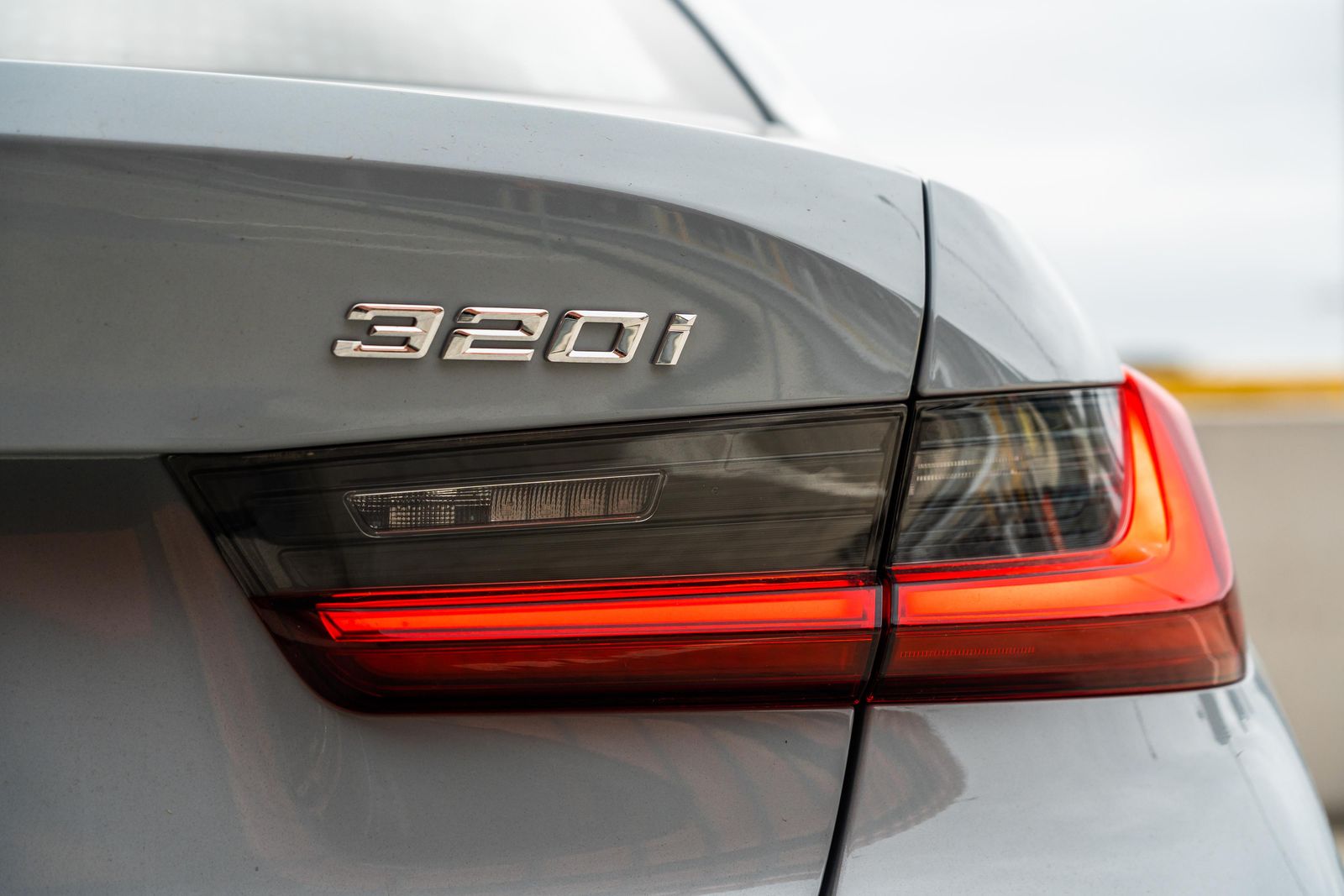 2023 BMW 320i