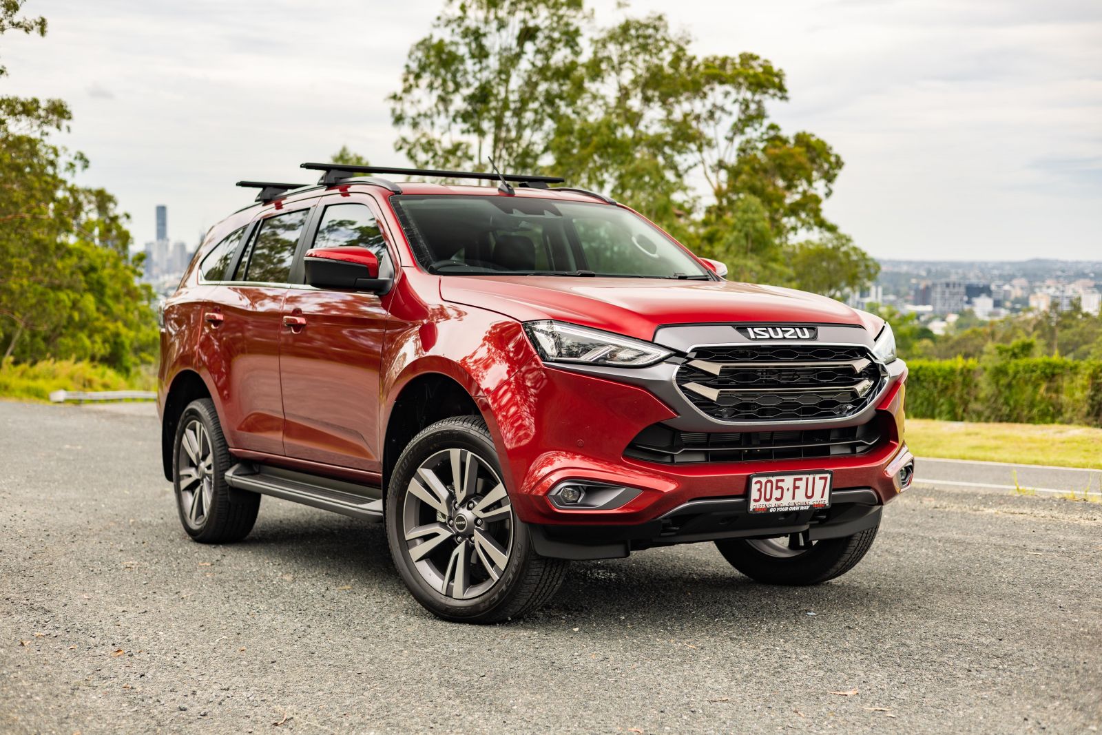 Isuzu MU-X loosens Toyota stranglehold on large SUV sales