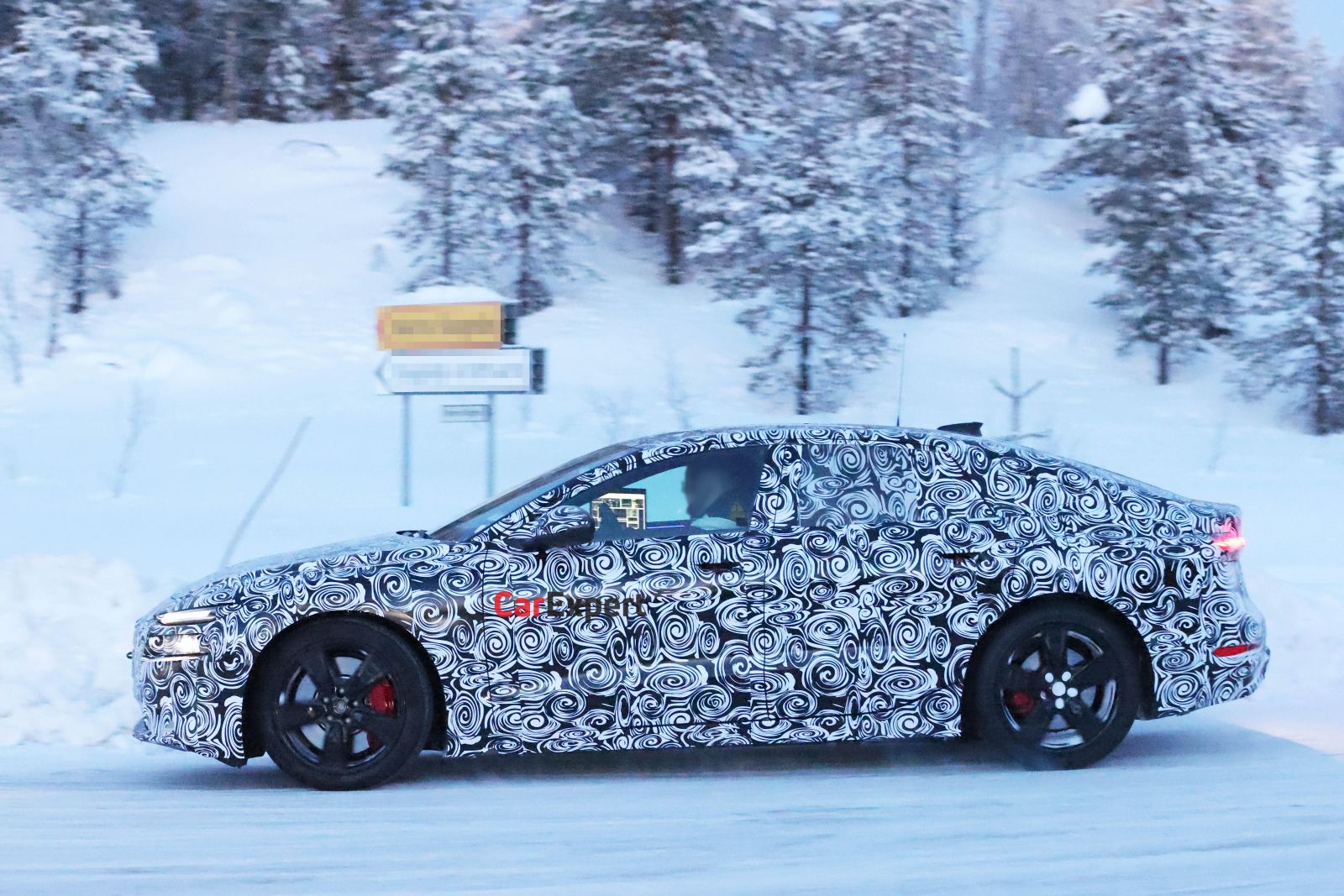 2024 Audi RS6 e-tron EV ausspioniert