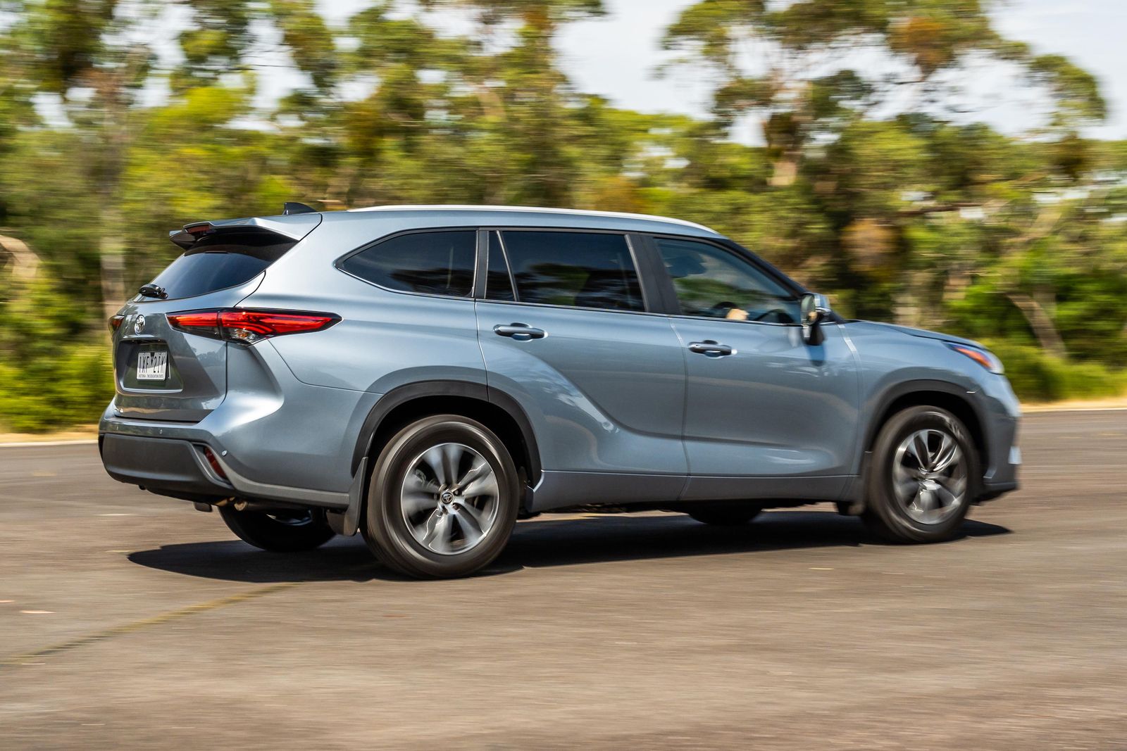 2023 Toyota Kluger