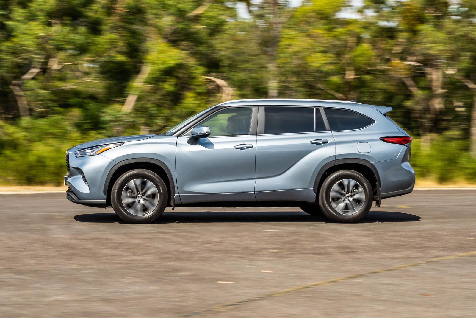 2023 Toyota Kluger