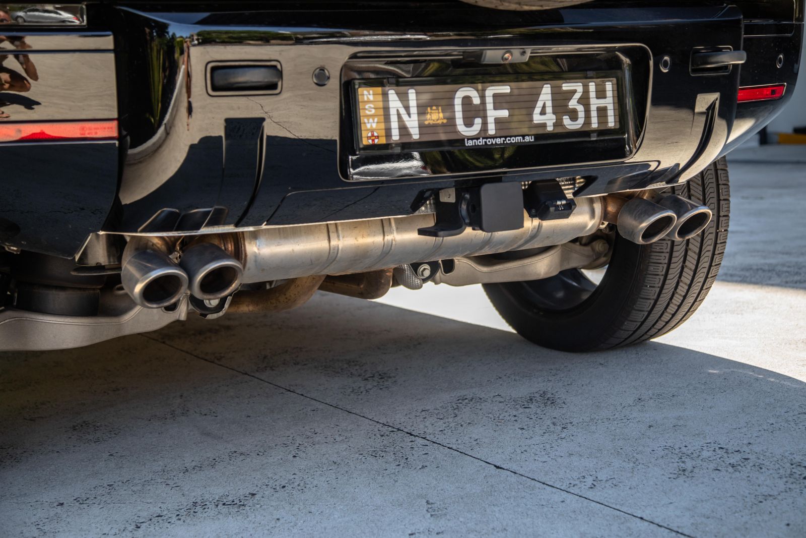 2023 Land Rover Defender 90 V8