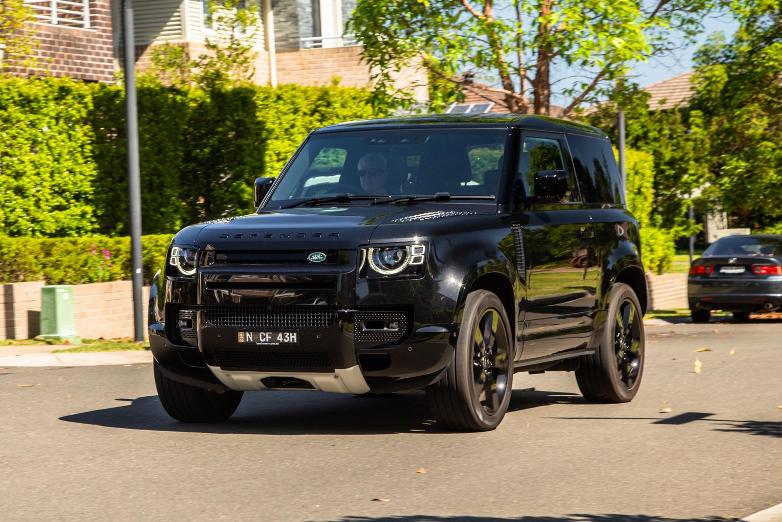 2023 Land Rover Defender 90 V8