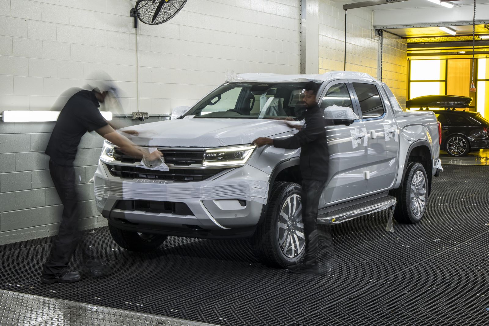 2023 Volkswagen Amarok pre-orders open, configurator live