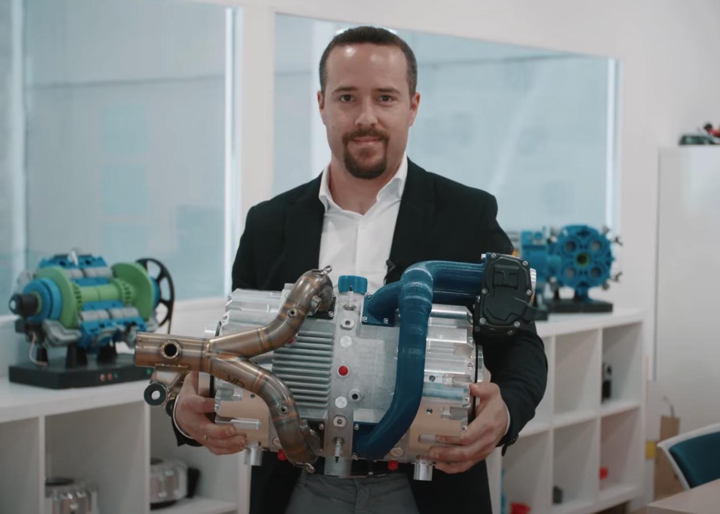 Pocketsized 0.5L "onestroke" concept engine in an MX5! CarExpert