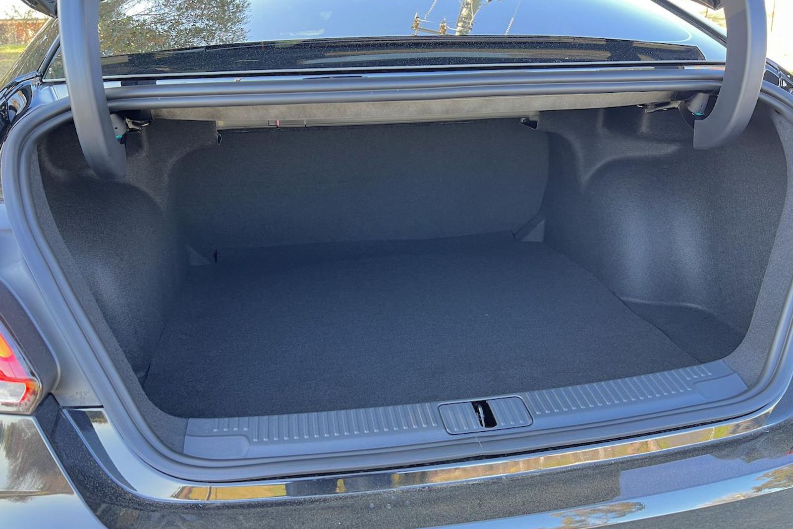 2024 MG 5 price and specs | CarExpert