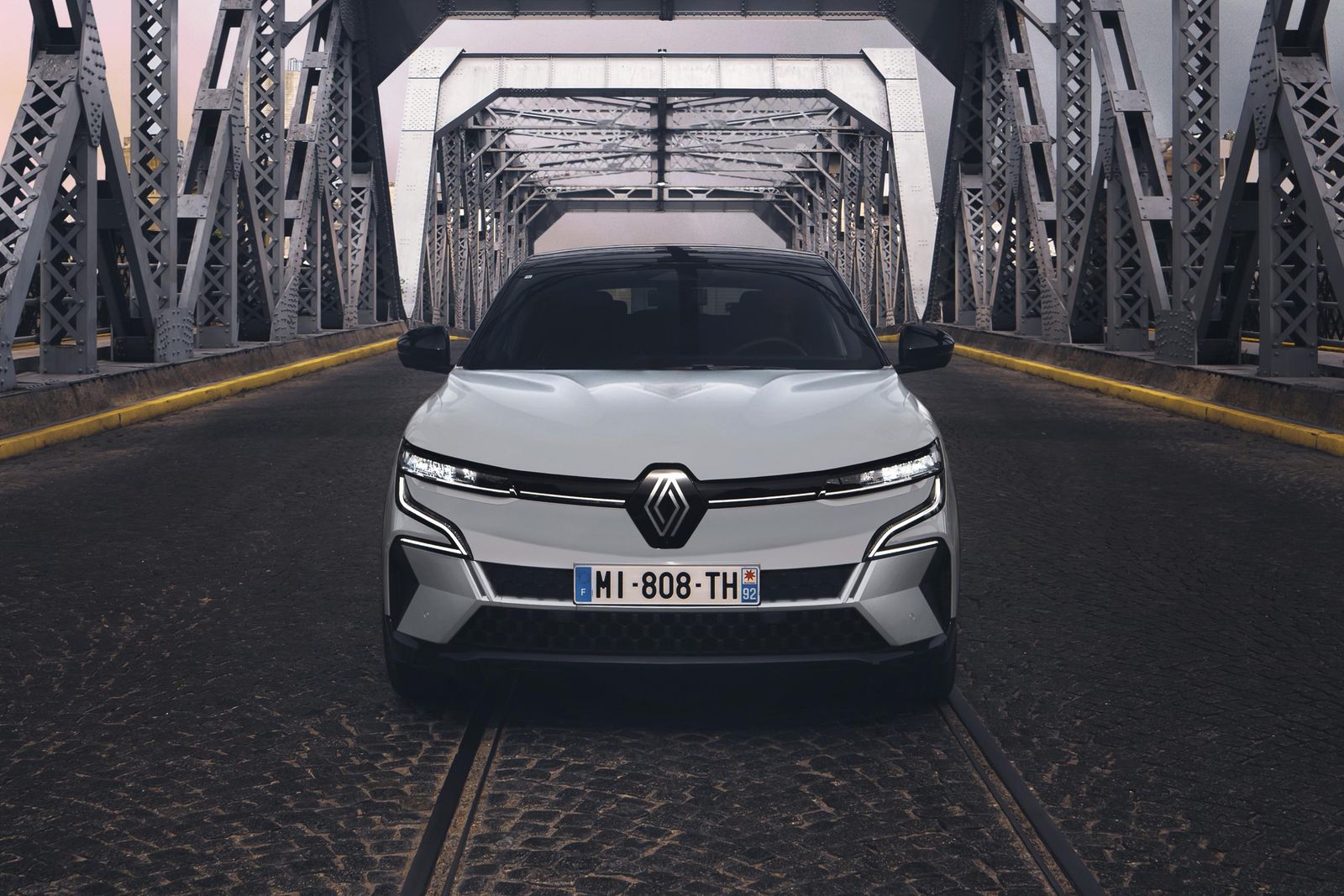 2024 Renault Megane E-Tech worth and specs - offroadingblog.com