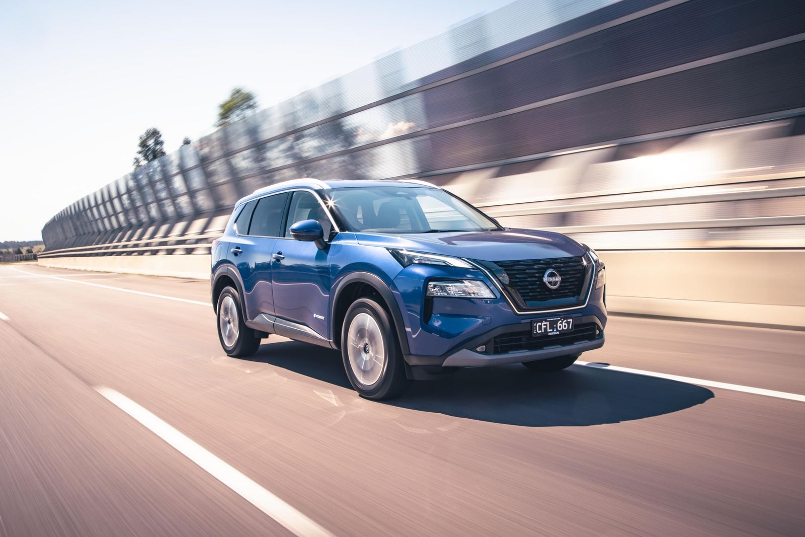 Best HD Pictures about  Nissan X Trail Epower  with No AI Images