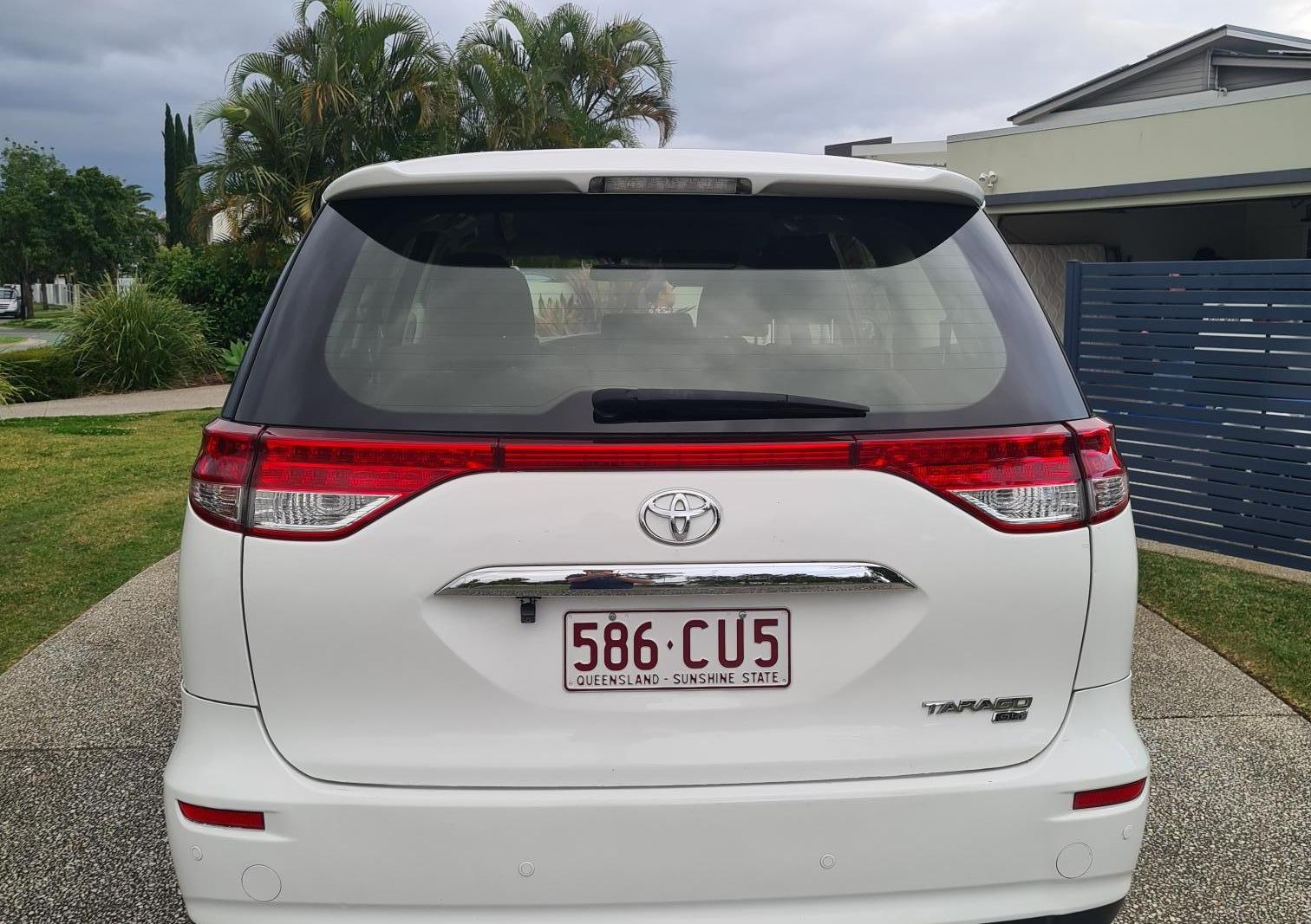 2014 Toyota TARAGO owner review | CarExpert