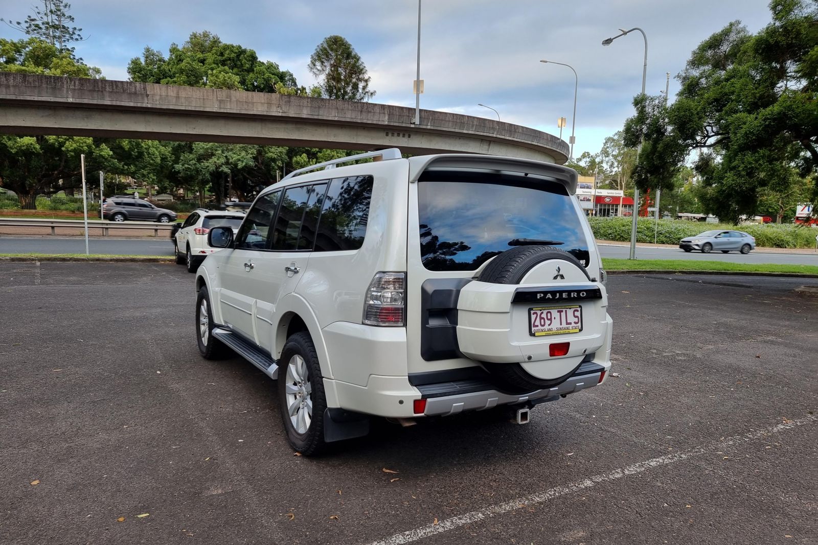 2010 Mitsubishi Pajero Exceed owner review | CarExpert