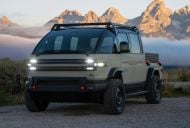 EV startup Canoo capsizes, killing electric ute and van