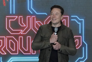 Shareholders back Elon Musk in pay fight as Tesla plans Texas move