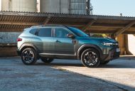 Renault Duster gets more powerful, more efficient hybrid option