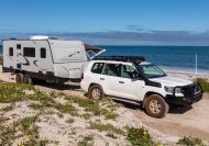 Queensland looks to crack down on 4WD hoons in popular national parks