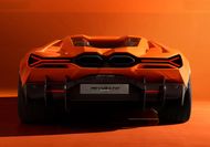 Lamborghini backs eFuel push to keep its bulls raging