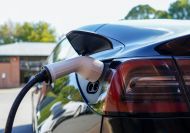 Electric car owners warned to plan ahead for Easter road trip charging