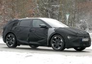 Updated Kia EV6 electric car spied with aggressive new look