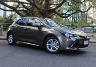 How you should photograph your car when you're selling it