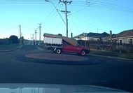 Dashcam shows how not to secure a load on your ute
