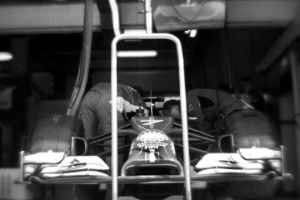 Formula 1 shot with 104 year old camera: The results are amazing