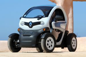 Renault to introduce electric retro city cars, Alpine EVs - report