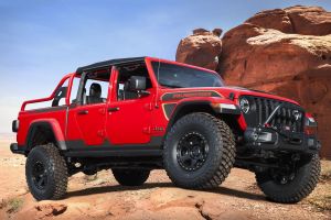 Jeep Wrangler Magneto EV concept revealed with manual transmission