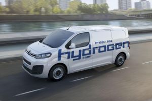 Stellantis hydrogen fuel-cell van trio roll off production line