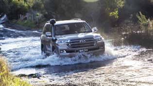 Toyota LandCruiser 300 Series to offer four-cylinder diesel engine – report