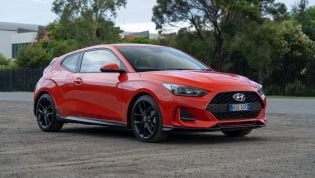 2020 Hyundai Veloster Turbo manual review