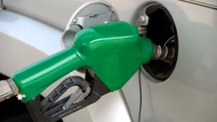 Fuel excise cut is lowering petrol prices already, says ACCC