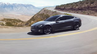 Tesla Autopilot user charged with vehicular manslaughter - report