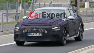 2021 Genesis G70 facelift spied