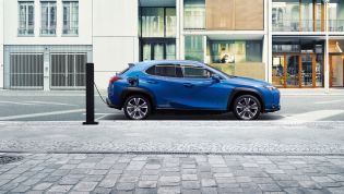 Lexus UX300e offered with million-kilometre battery warranty