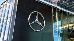 Chinese companies set to vie for influence over Mercedes-Benz
