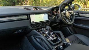 Porsche Communication Management (PCM) infotainment review