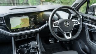 Volkswagen Touareg: Discover Premium, Innovision Package review