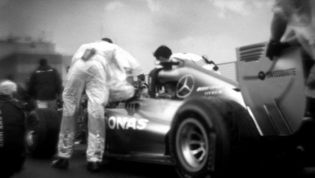 Formula 1 shot with 104 year old camera: The results are amazing