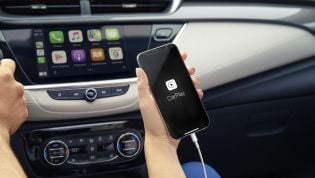 Apple wants more control over cars - report