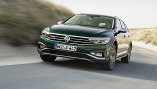 Volkswagen Passat: Petrol-only range due early in 2021