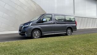 2020 Toyota Granvia VX review