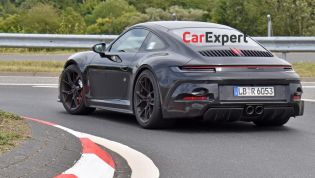 Porsche 911 GT3 Touring spied