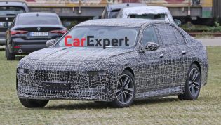 2022 BMW i7 spied again