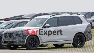 2021 BMW X7 facelift spied