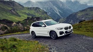 Plug-in hybrid BMW X3 delayed