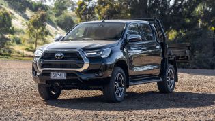 2021 Toyota HiLux SR5 review