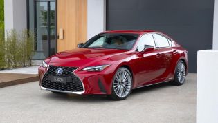 2021 Lexus IS review