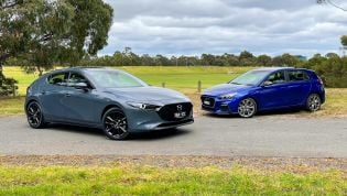 2021 Hyundai i30 N Line Premium v Mazda 3 G25 Astina comparison